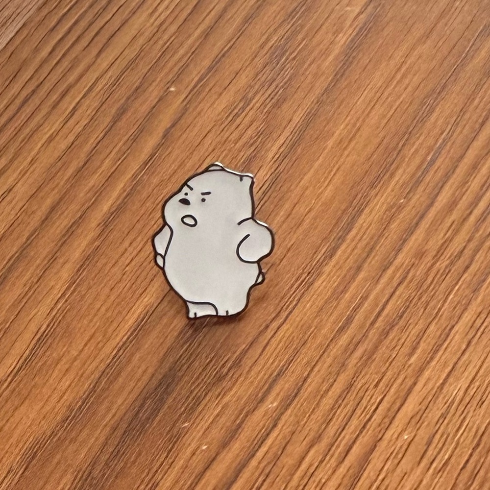 Women’s Jewelry Fashion Cute White Angry Bear Enamel Pin- White, and Black